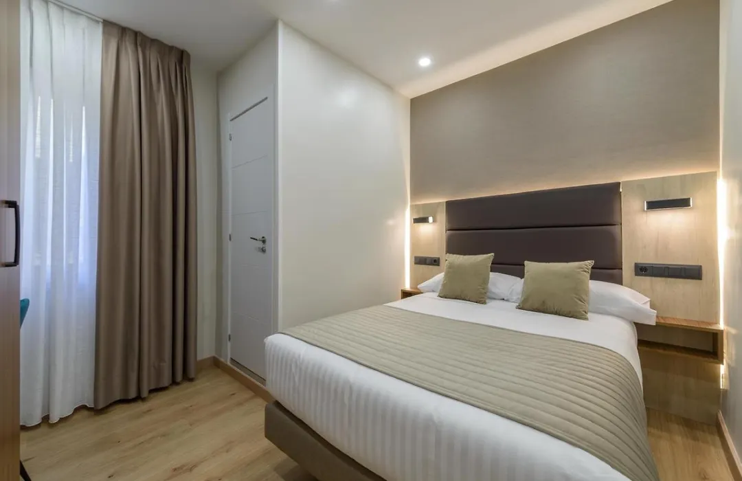 Hostal Sun Gate-1